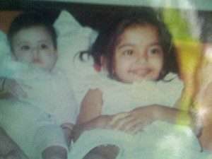 Sonam Kapoor childhood pictures 4