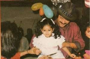 Sonam Kapoor childhood pictures 5