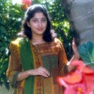 Lakshmi Gopalaswamy Childhood pictures 4 | Celebrity family wiki Lakshmi Gopalaswamy Childhood pictures 4