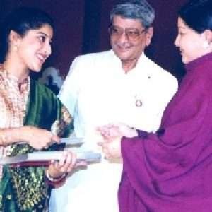 Lakshmi Gopalaswamy Childhood pictures 7 | Celebrity family wiki Lakshmi Gopalaswamy Childhood pictures 7