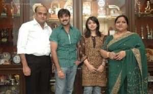 Tarun Kumar parents father Chakrapani Bhatti