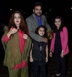 Shahbaz Khan children daughter Shahana and Shanaya