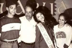 Aishwarya Rai Childhood pictures 8