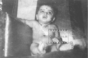 Actress Rekha Childhood picture