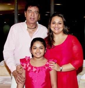 Shilpa Shirodkar Rare family photos 2 | Celebrity family wiki Shilpa Shirodkar Rare family photos 2