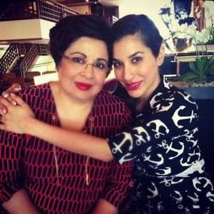 Sophie Choudry parents mother | Celebrity family wiki Sophie Choudry parents mother